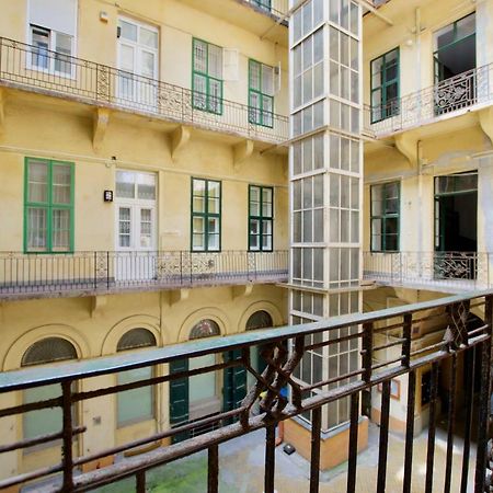Standard Apartment By Hi5 - Steindl Street Budapest Eksteriør bilde