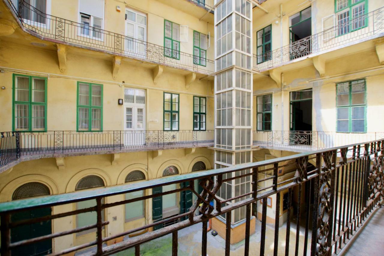 Standard Apartment By Hi5 - Steindl Street Budapest Eksteriør bilde